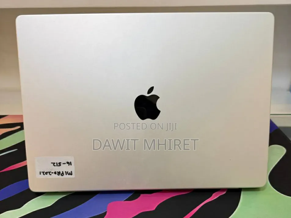 New Laptop Apple MacBook Pro 2021 M1 16GB Apple M1 Pro SSD 512GB