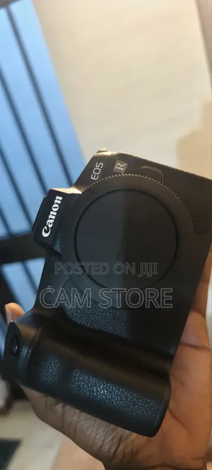 Canon R Camera