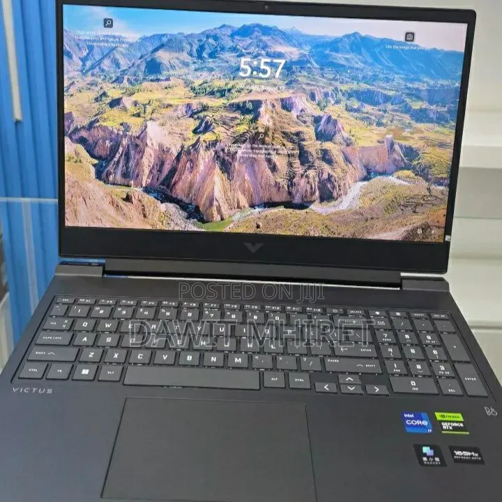 New Laptop HP Victus 16 16GB Intel Core i7 SSD 1T