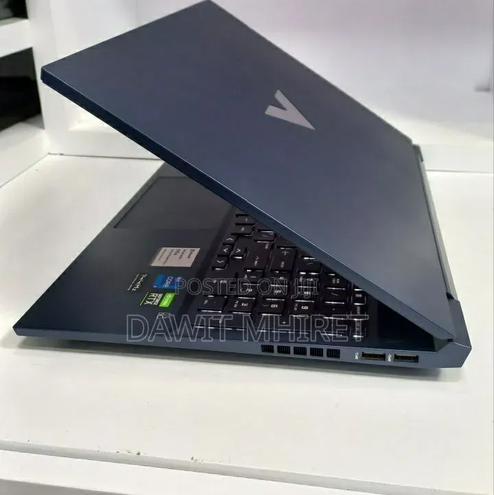 New Laptop HP Victus 16 16GB Intel Core i7 SSD 512GB