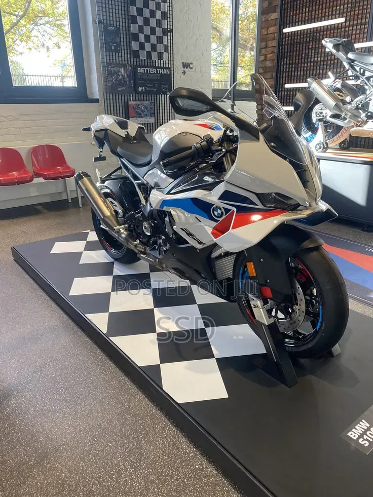 New BMW S 1000 XR 2022 Red