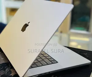 New Laptop Apple MacBook Pro 2021 M1 32GB Apple M1 Pro SSD 1T