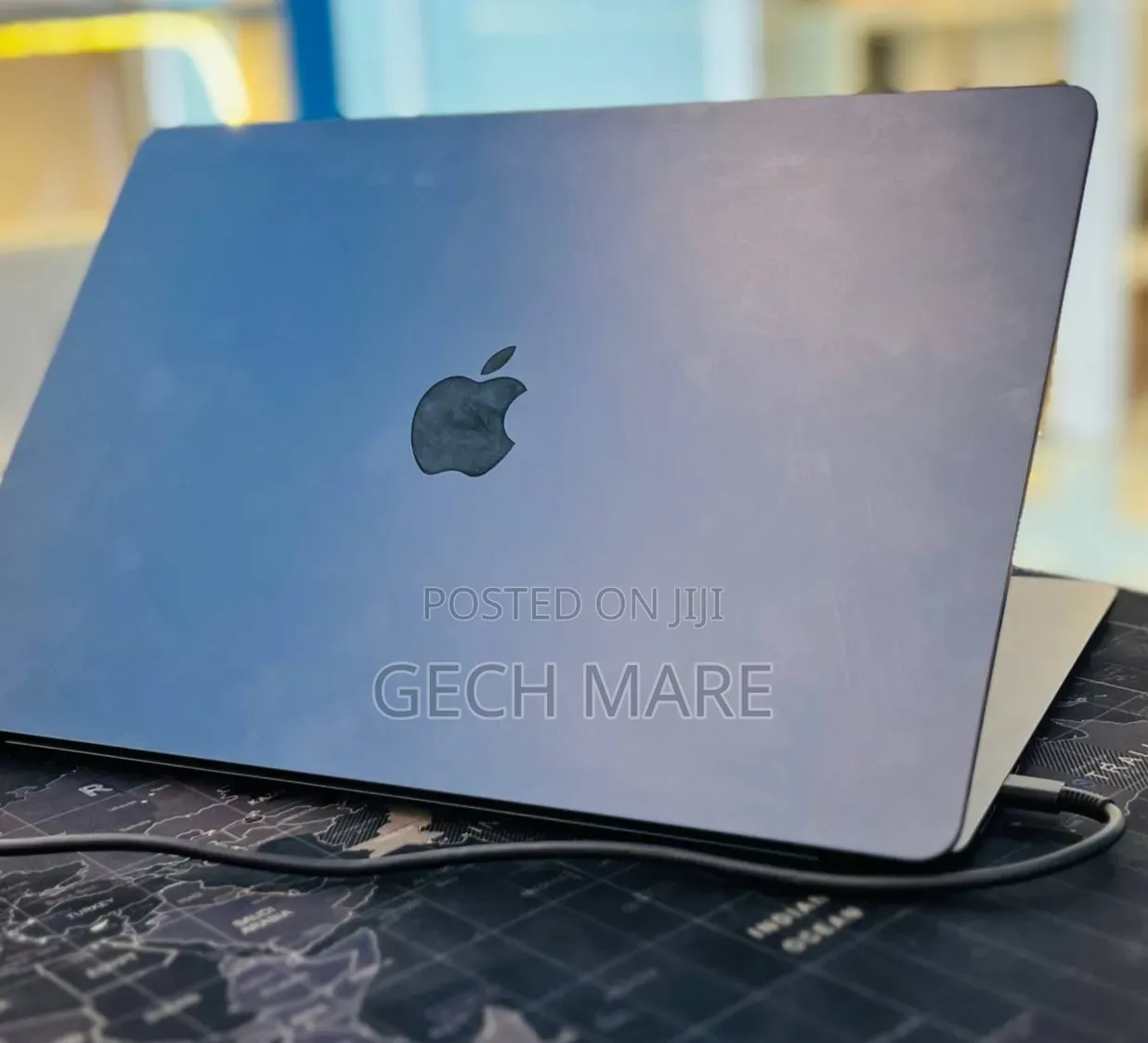 New Laptop Apple MacBook Air 2024 M3 8GB Intel SSD 256GB