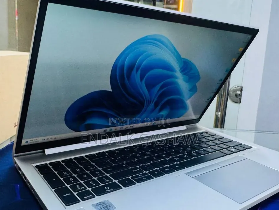 New Laptop HP EliteBook 840 G7 16GB Intel Core i5 SSD 512GB