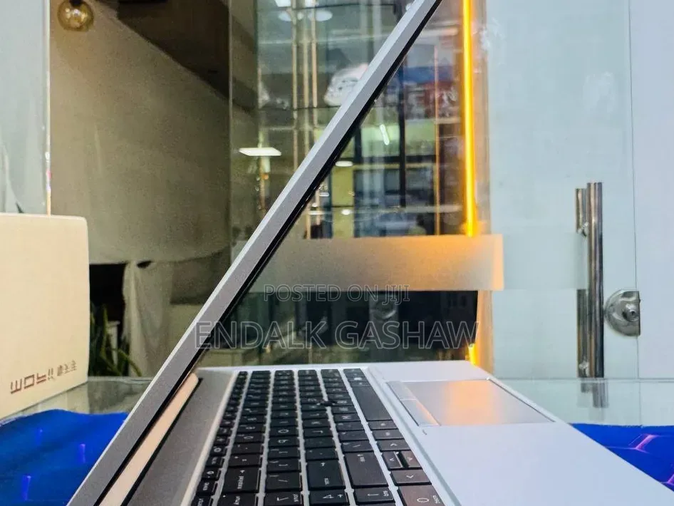 New Laptop HP EliteBook 840 G7 16GB Intel Core i5 SSD 512GB