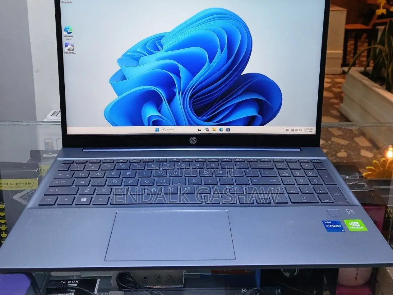 New Laptop HP Pavilion 15 16GB Intel Core i5 SSD 512GB