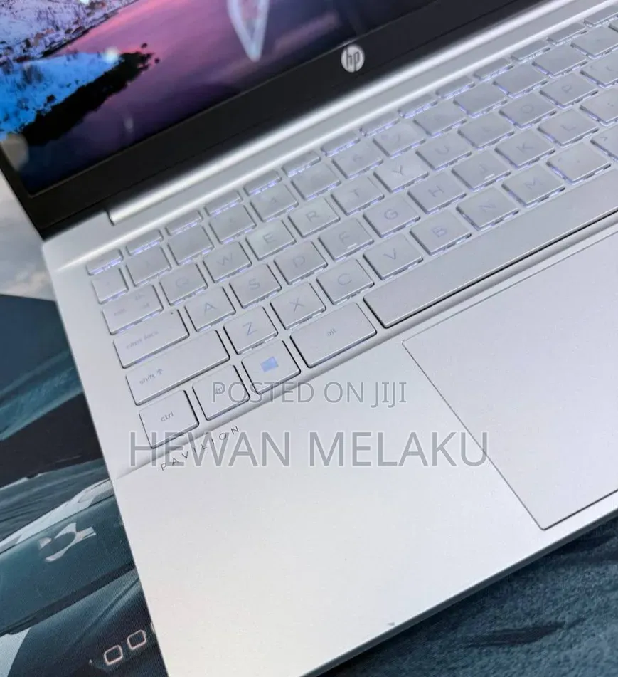 New Laptop HP Pavilion 14 16GB Intel Core i7 SSD 512GB