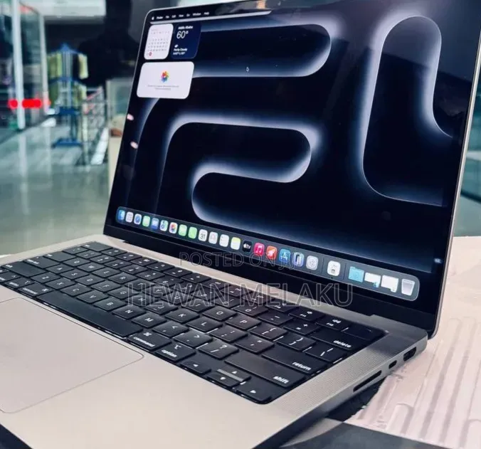 New Laptop Apple MacBook Pro 2021 M1 16GB Apple M1 Pro SSD 512GB