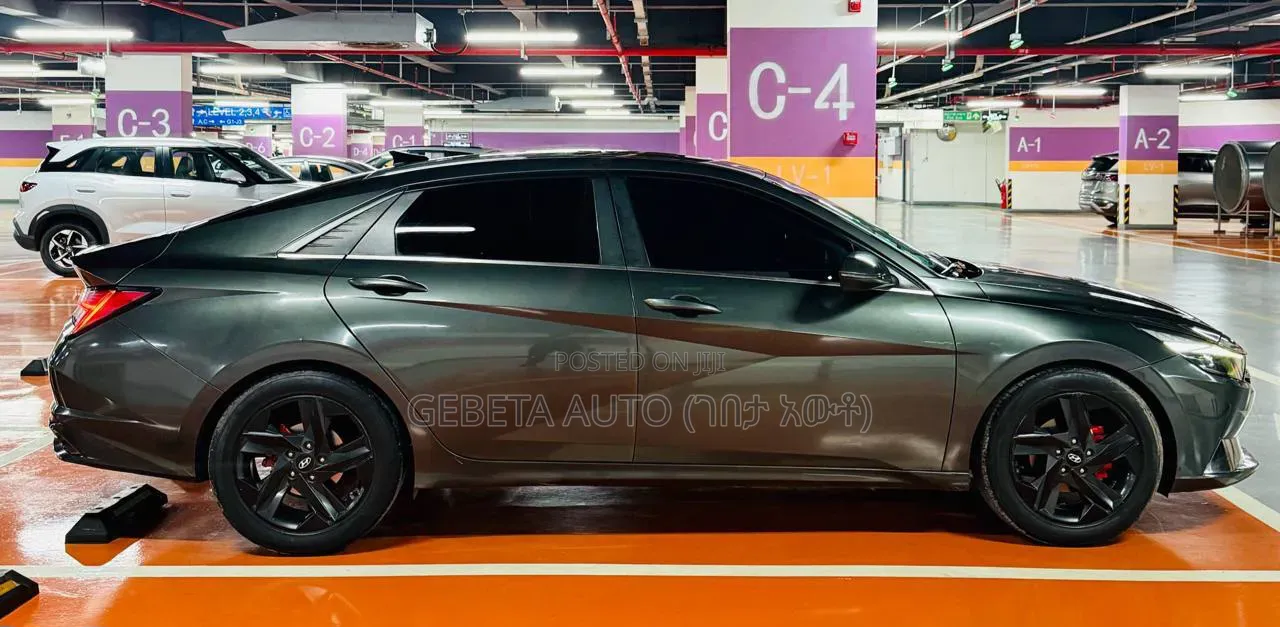 Hyundai Avante 2021