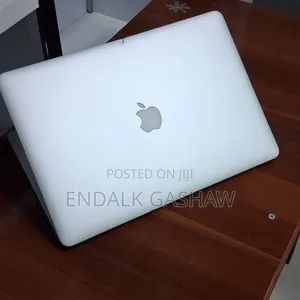New Laptop Apple MacBook Pro 2014 8GB Intel Core i7 SSD 256GB