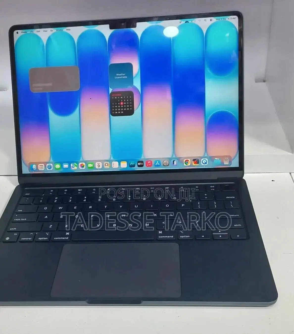 New Laptop Apple MacBook Air 2022 M2 8GB Apple M2 SSD 256GB