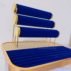Luxury Jewlry Display