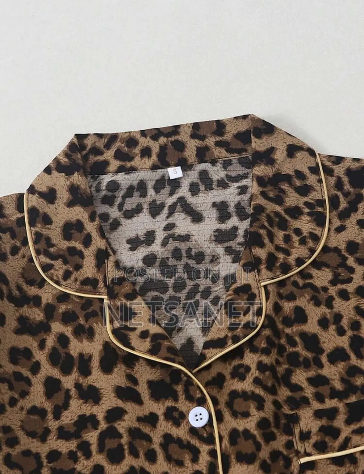 2pcs ፒጃማ ለሴቶች አዲስ ፋሽን ፒጃማ” ይዘዙን በ14 ቀን ውስጥ እናደርሳን።
