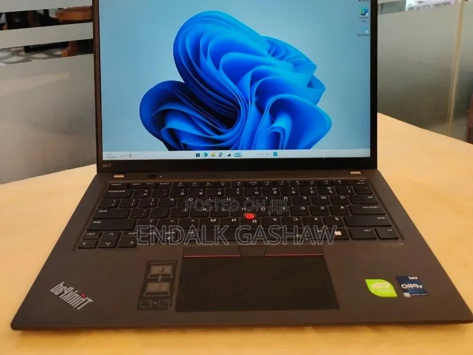 New Laptop Lenovo ThinkPad T14 G3 32GB Intel Core i7 SSD 512GB