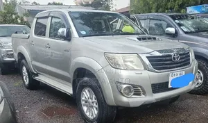 Toyota Hilux 2012