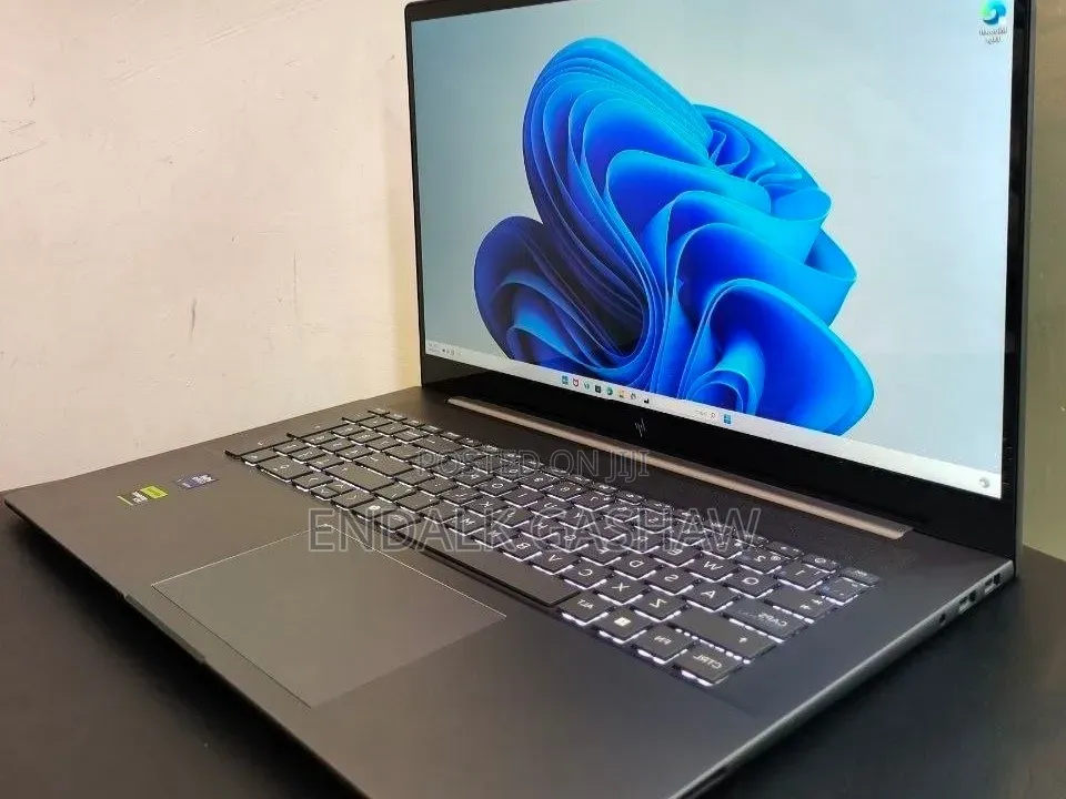 New Laptop HP Envy x360 16GB Intel Core Ultra 7 SSD 1T