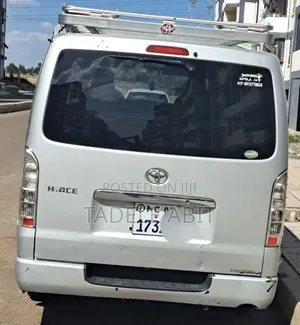 Toyota HiAce 2007 Grey