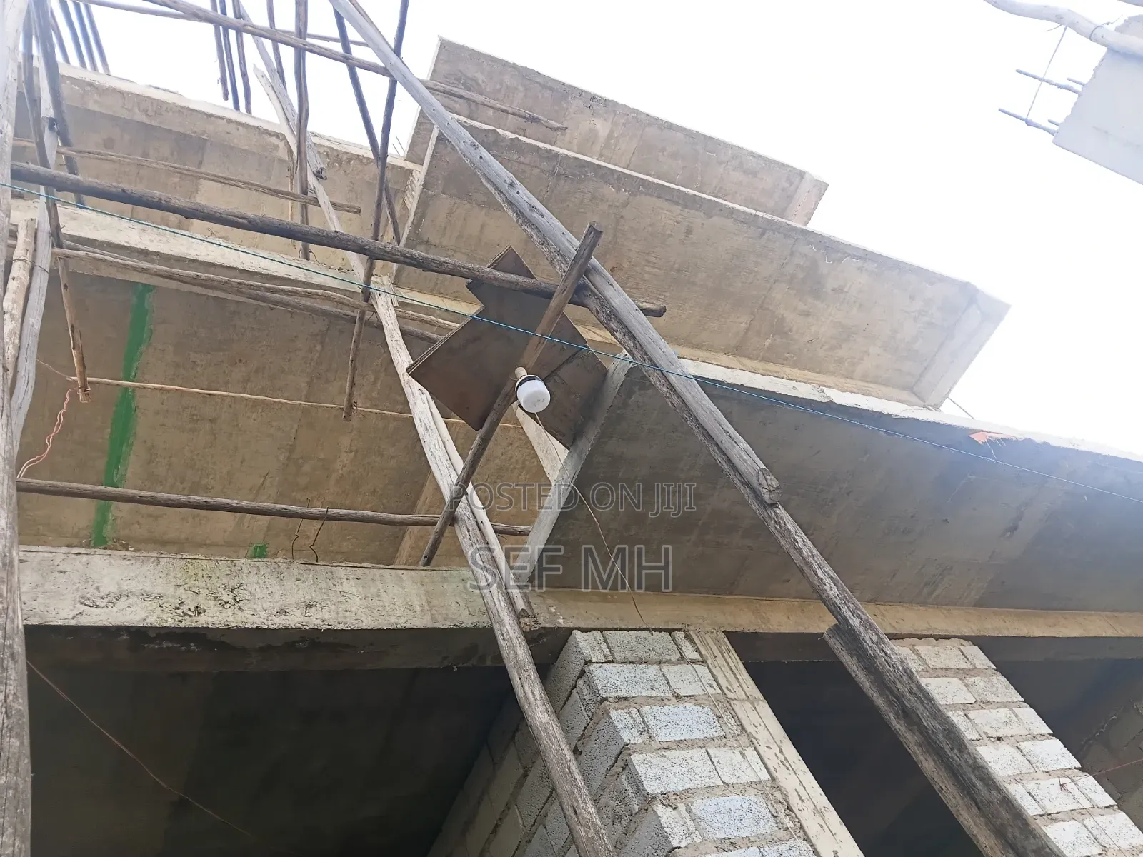 8bdrm House in Gullele for sale