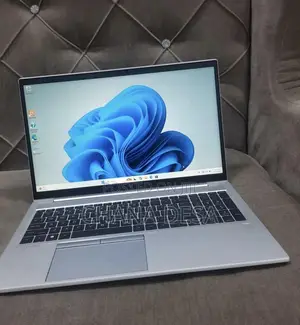 New Laptop HP EliteBook 840 G10 16GB Intel Core i7 SSD 512GB