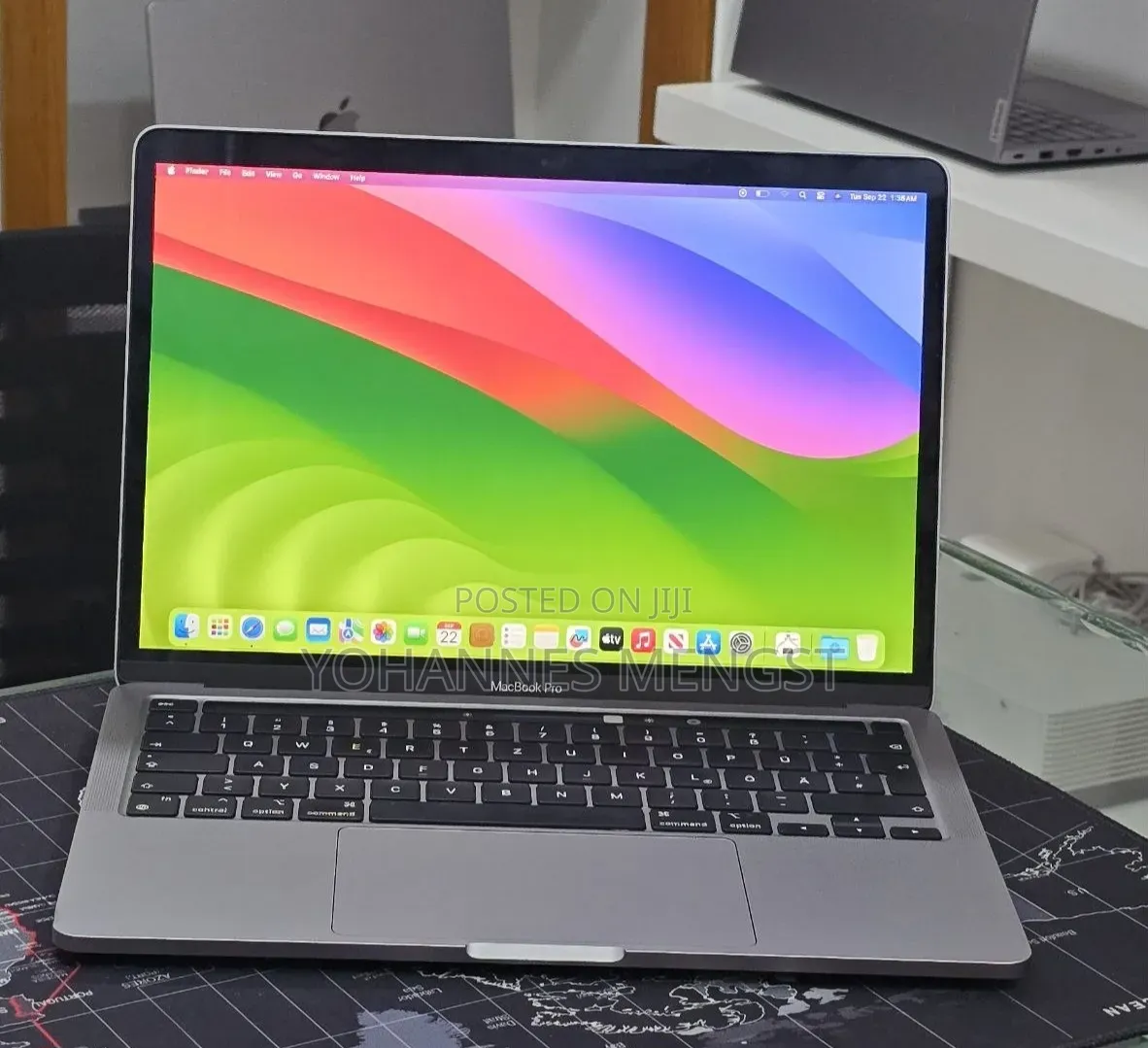 New Laptop Apple MacBook Air 2020 M1 8GB Apple M4 SSD 256GB