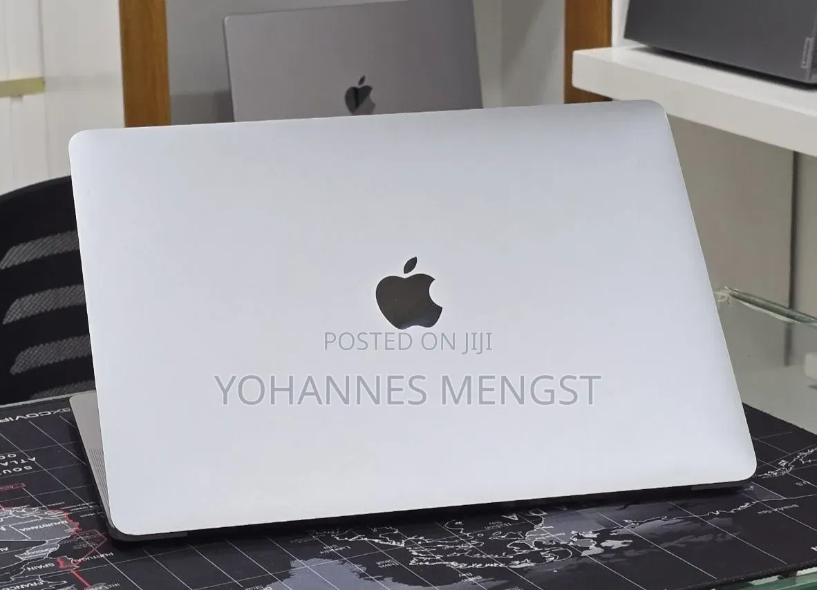 New Laptop Apple MacBook Air 2020 M1 8GB Apple M4 SSD 256GB