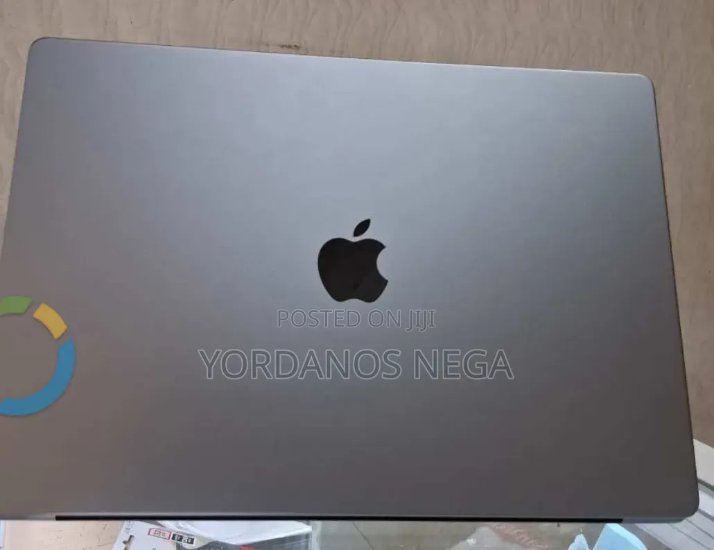 New Laptop Apple MacBook Pro 2021 M1 16GB Apple M1 Pro SSD 1T