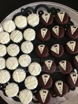 Chocolate Covered Strawberries and Oreos