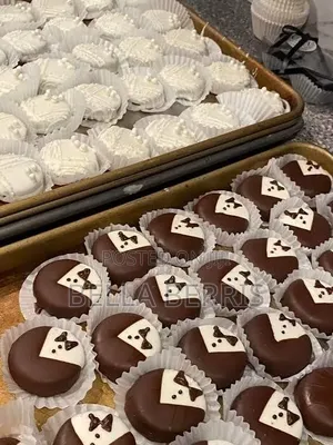 Chocolate Covered Strawberries and Oreos