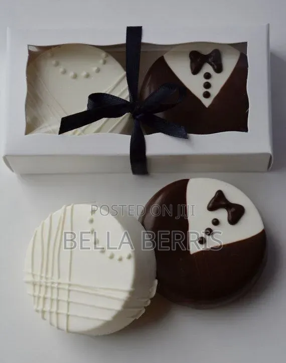 Chocolate Covered Strawberries and Oreos