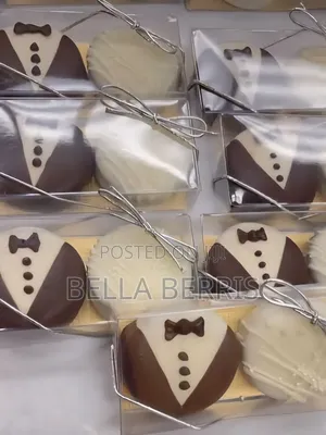 Chocolate Covered Strawberries and Oreos