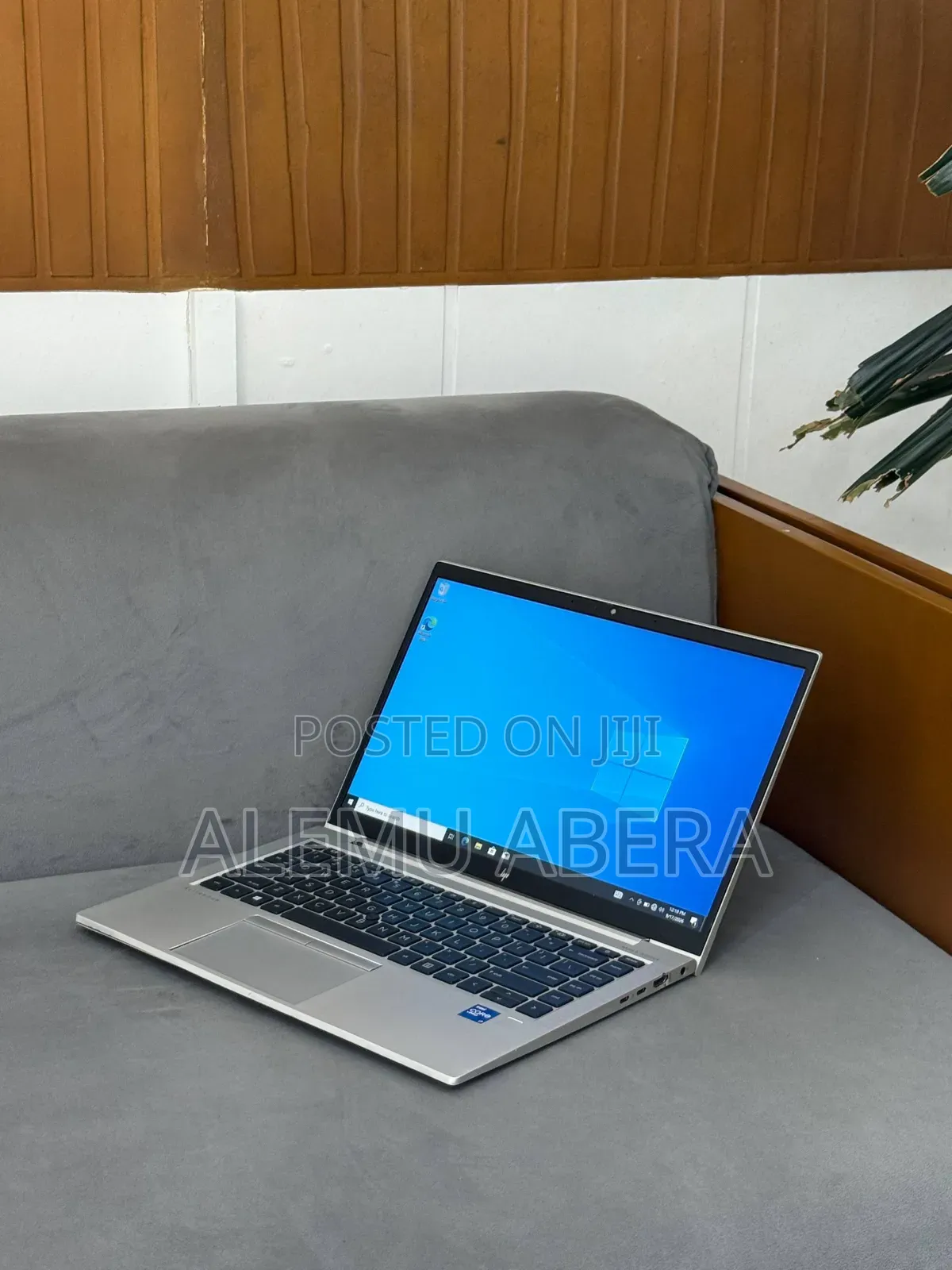 New Laptop HP EliteBook 840 G8 16GB Intel Core i7 SSD 512GB
