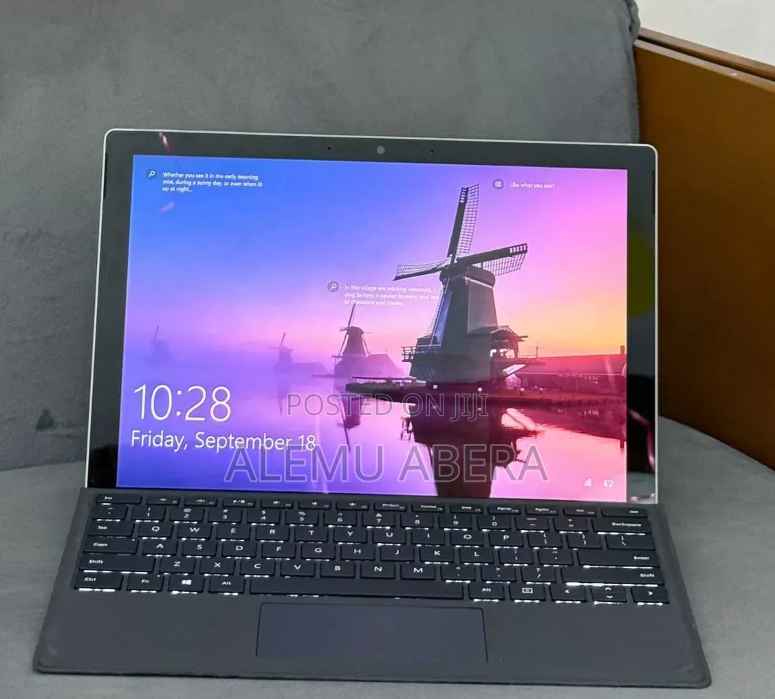 New Laptop Microsoft Surface Pro 7+ 16GB Intel Core i5 SSD 256GB