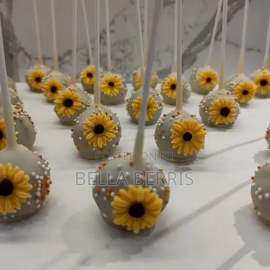 Cake Pops and Beyond With Different Flavors and Docrations