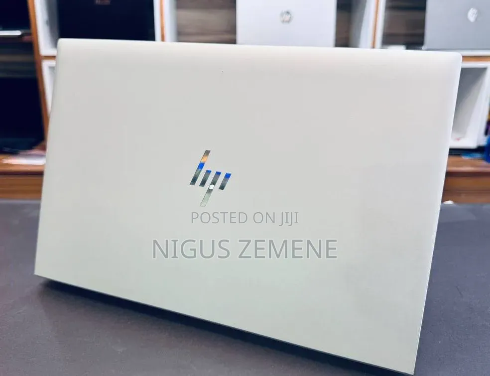 New Laptop HP EliteBook 840 G8 16GB Intel Core i7 SSD 512GB