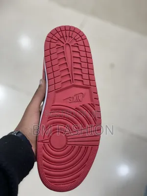 Air Jordan 1 Low "Reverse Bred" Feturing Strking Red and Black Leather
