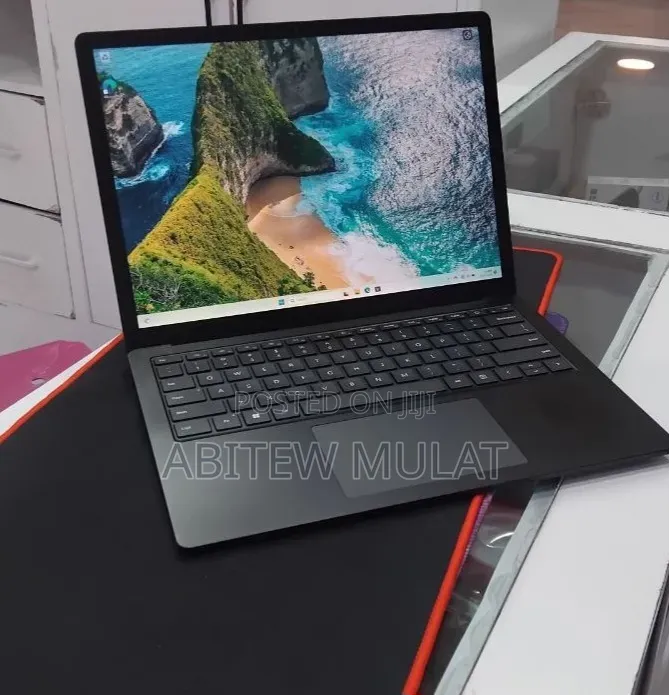 New Laptop Microsoft Surface Laptop 5 16GB Intel Core i7 SSD 256GB