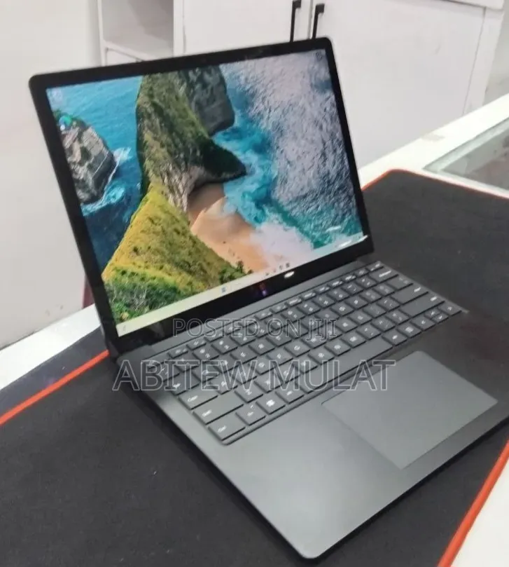 New Laptop Microsoft Surface Laptop 5 16GB Intel Core i7 SSD 256GB