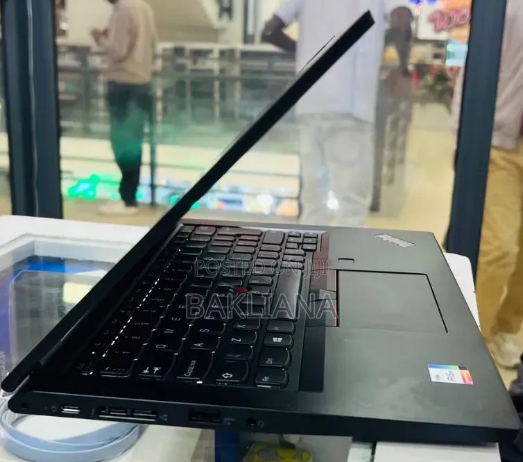 New Laptop Lenovo ThinkPad Yoga 16GB Intel Core i7 SSD 512GB