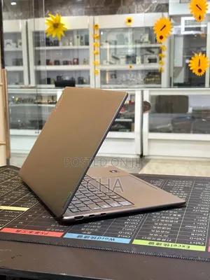 New Laptop Lenovo Yoga 7i 32GB Intel Core Ultra 7 SSD 512GB