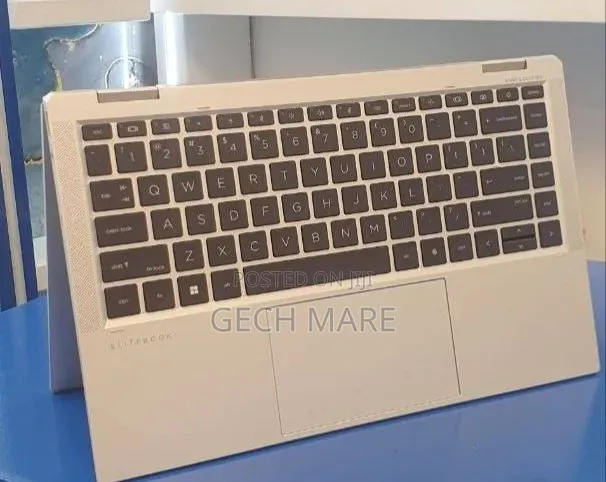 New Laptop HP EliteBook 840 G11 16GB Intel Core i7 SSD 512GB