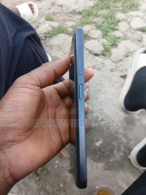 Itel A06 64 GB Black