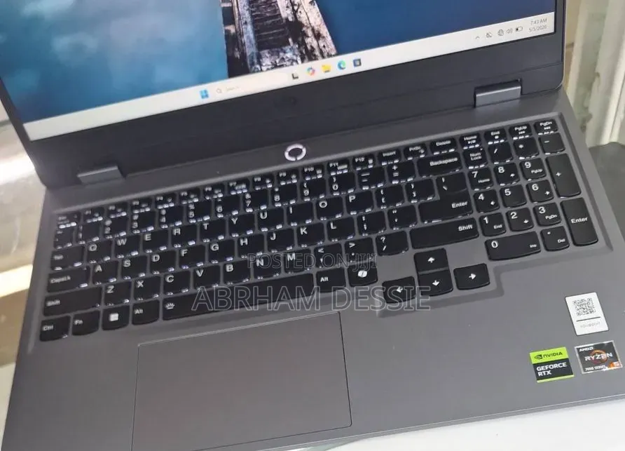 New Laptop Lenovo 16GB AMD Ryzen 5 SSD 512GB