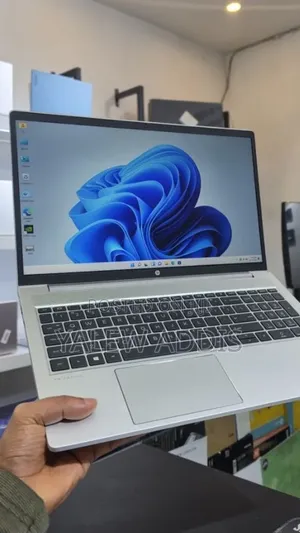 New Laptop HP ProBook 450 G8 16GB Intel Core i7 SSD 512GB