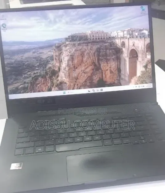 New Laptop Asus ROG Zephyrus G15 16GB AMD Ryzen 7 SSD 512GB