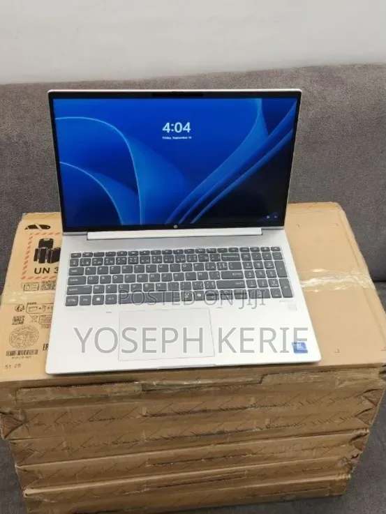 New Laptop HP ProBook 460 G11 16GB Intel Core Ultra 7 SSD 512GB
