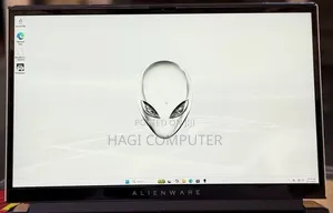 New Laptop Alienware X17 R1 16GB Intel Core i7 SSD 512GB