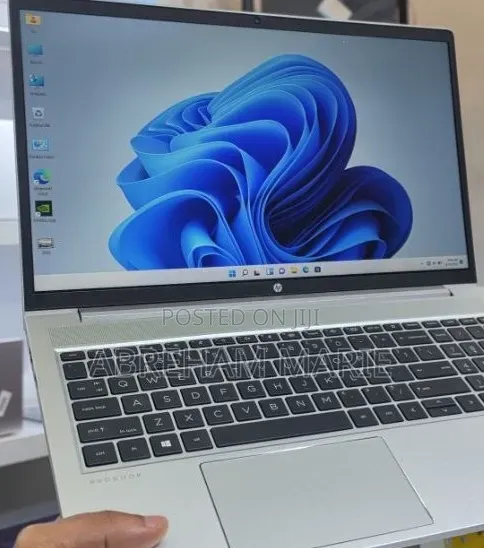 New Laptop HP ProBook 450 G8 16GB Intel Core i7 SSD 512GB