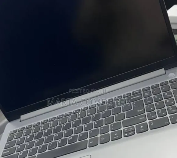 New Laptop Lenovo IdeaPad 1 8GB AMD Ryzen 5 SSD 512GB