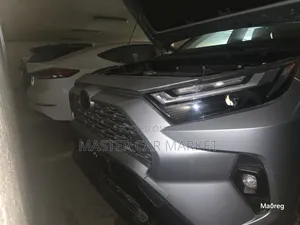 New Toyota RAV4 Limited 2025 Silver