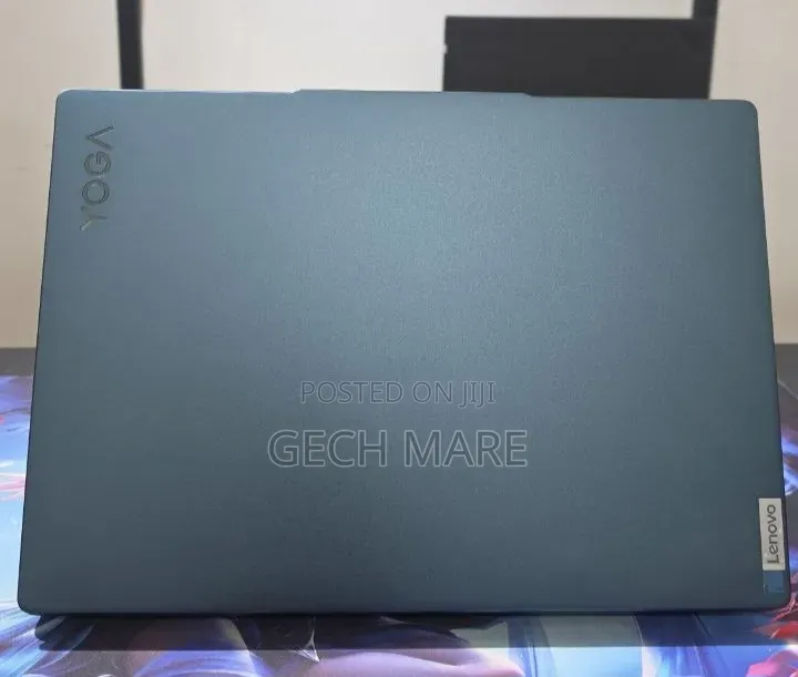 New Laptop Lenovo Yoga 330 16GB AMD Ryzen 7 SSD 512GB